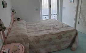 Casa Vacanze 'La Bouganvillea' Forio Ischia